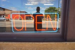 lot 324 image: Neon Open Sign