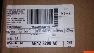 lot 1 image: Ford AG1Z-8200-AC Grille Assembly - Radiator2010-2012 Ford Taurus