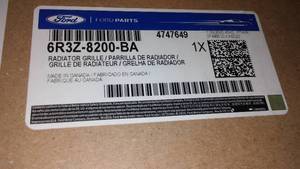 lot 5 image: Ford 8A8Z-8200-C Grille - Radiator 2009-2012 Ford Flex