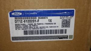 lot 18 image: Ford DT1Z-6120201-F PANEL ASY - DOOR - OUTER 2014-2023 Ford Transit Connect