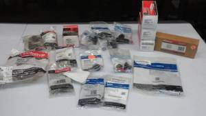lot 27 image: Bearing Assembly - Wheel Hub 1993-2012 Ford, Variety Pack - See pics