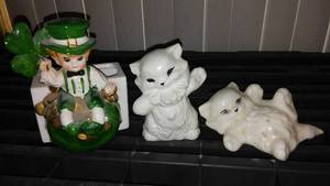 lot 197 image: Vintage Lefton St. Patricks Planter, Kittens (2).