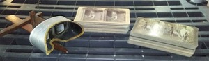 lot 240 image: Antique Viewfinder and Cards.