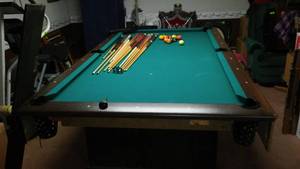 lot 327 image: Vintage Cue Master Regulation SLATE TOP Pool Table