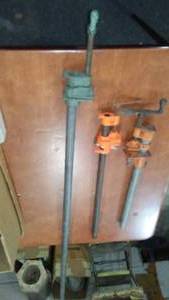 lot 224 image: Pipe Clamps (3)