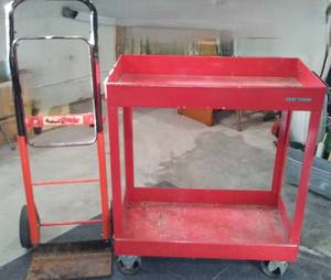 lot 376 image: Craftsman Cart And 4 Wheel Wonder Cart.