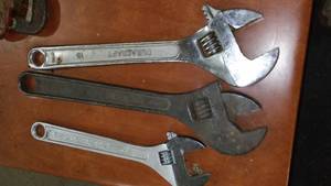 lot 221 image: Cresent Wrenches (3)