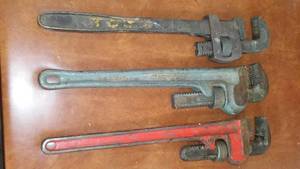 lot 222 image: Pipe Wrenches (3) 1