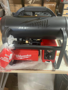 lot 13 image: Milwaukee M18 2 Gallon Air Compressor
