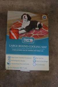 lot 8 image: New Heart to Tail Large round cooli...
