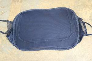 lot 25 image: Small Foldable pet tent...