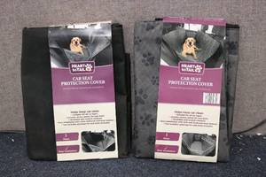 lot 50 image: 2 Heart to Tail Car Seat Protection...
