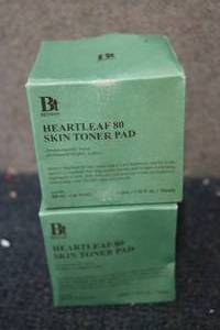 lot 55 image: 2 Benton HEARTLIFT SKIN TONER PADS ...