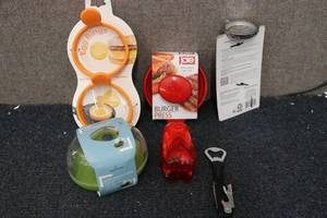 lot 217 image: Kitchen gadgets egg rings, burger p...