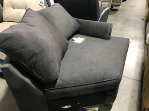 lot 13 image: SECTIONAL PIECE