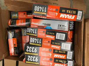 lot 76 image: ASSORTED FRAM AIR FILTERS-FORD