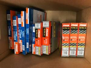 lot 100 image: FRAM AIR FILTERS DODGECHRYSLER