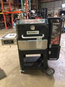 lot 14 image: Masterbuilt Gravity Series 800 Digital WiFi Charcoal Grill, Griddle and Smoker in Black Damaged Customer Returns See Pictures