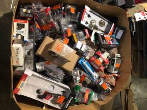 lot 59 image: Gaylord of Assorted Locks and Handles Various Models and Conditions  Customer Returns See Pictures