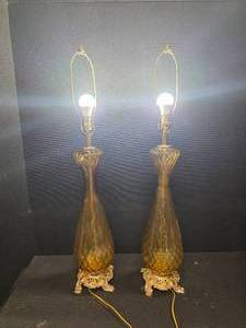 lot 22 image: 2 Vintage Amber Glass Lamps