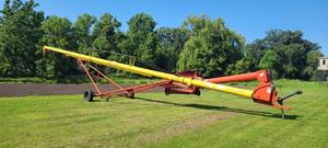 lot 2 image: Westfield 10 x 61 MK100-61 Motor Gear DR Grain Auger