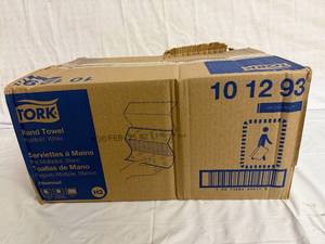 lot 13 image: 16 Packs of Tork Multifold Hand Towels
