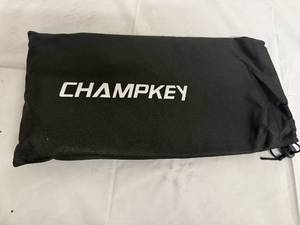 lot 48 image: Champkey Pro Putting Mirror