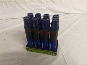 lot 67 image: 6 Tailgate Torches With Bottle Opener