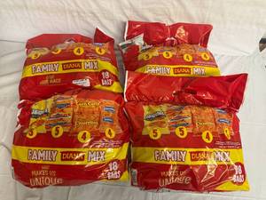 lot 118 image: 4 Packs of Diana Family Mix