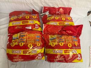 lot 121 image: 4 Packs of Diana Family Mix