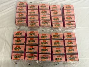 lot 125 image: 10 Packs of Diana Strawberry Sugar Wafers