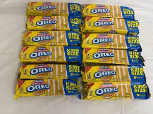 lot 216 image: 12 King Size Packs of Golder Oreo Double Stuf