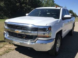 lot 2 image: 2016 Chevy Silverado 1500 4X4