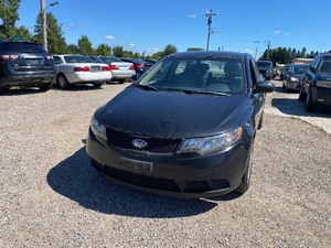 lot 9 image: 2010 Kia Forte