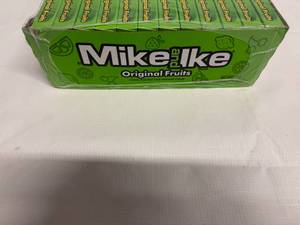 lot 8 image: 12ct 5oz Orginal Mike & Ike