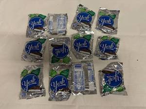 lot 14 image: 12x York Peppermint Patties
