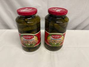lot 24 image: 2x 32oz Gedney Babies