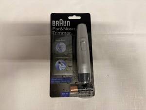 lot 62 image: Braun Ear & Nose Trimmer