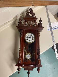 lot 506 image: Vintage The Time Mfg. Co. Wall Clock with Horse Topper