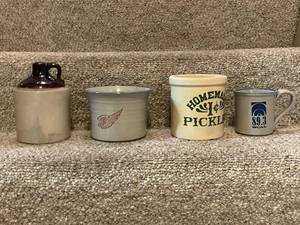lot 509 image: Collection of 3 Vintage Stoneware Crocks and 1 Promotional Mug