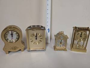 lot 544 image: Set of 4 Vintage Brass Mantel Clocks Assorted Styles