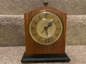 lot 580 image: Vintage Hammond Chromaster Electric Mantel Clock
