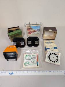 lot 598 image: Vintage View-Master Stereoscope Lot with Reels and Slides