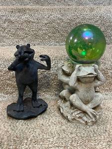 lot 617 image: Lot of 2 Frog Statues - Metal and Concrete Garden Decor