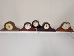lot 629 image: Set of 5 Wooden Mantel Clocks with Quartz Movements
