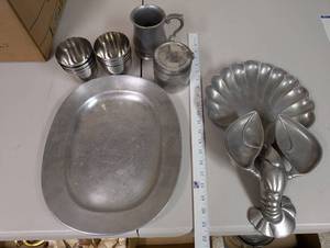 lot 641 image: Collection of Pewter Tableware and Lobster Dish
