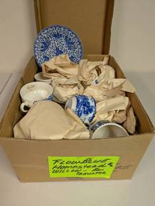 lot 923 image: Collection of Flow Blue Pattern Cups, Plates, and Creamer