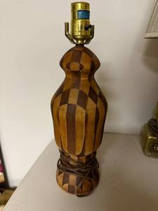 lot 706 image: Handcrafted Wooden Table Lamp with Geometric Inlay, 14 Inch