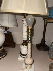 lot 711 image: Vintage Marble Table Lamp with Cream Shade