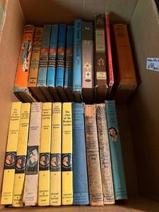 lot 753 image: Antique and Vintage Childrens Books Collection including Nancy Drew, Hardy Boys, Heidi